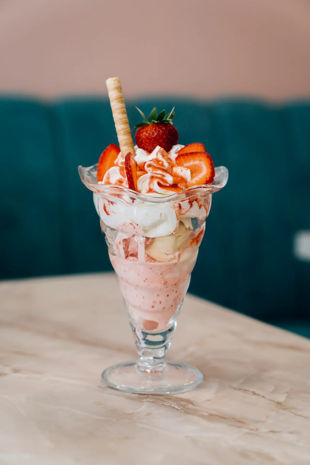 Erdbeer Eisbecher